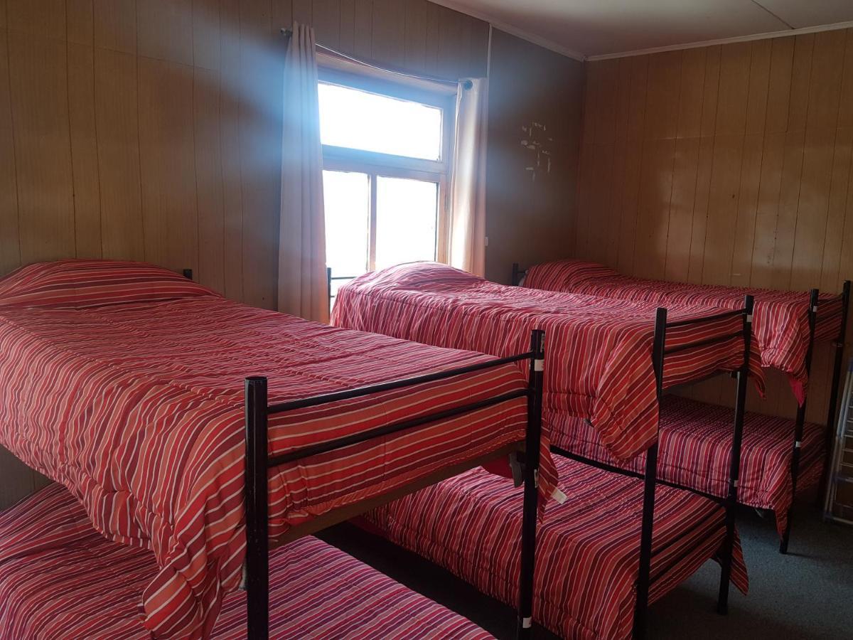 Hostal La Morenita Punta Arenas Exterior photo